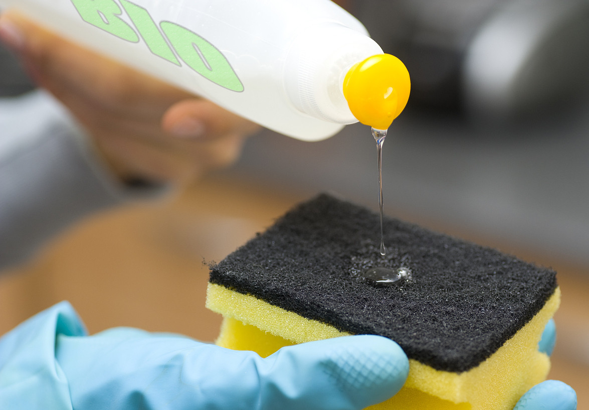 (圖:水性膠黏劑消泡劑應用)