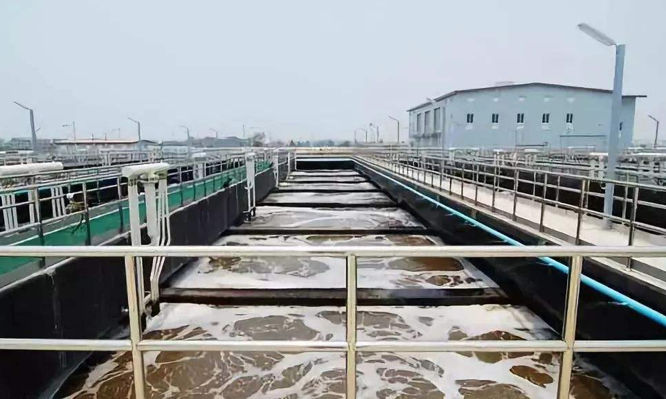 （圖：工業(yè)廢水污水處理廠）